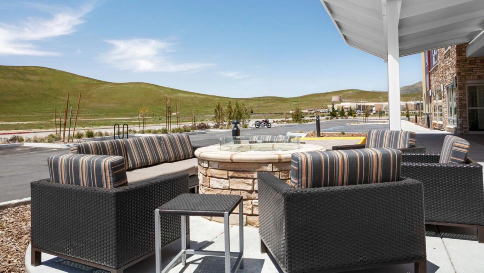 Towneplace Suites By Marriott Tehachapi Zewnętrze zdjęcie